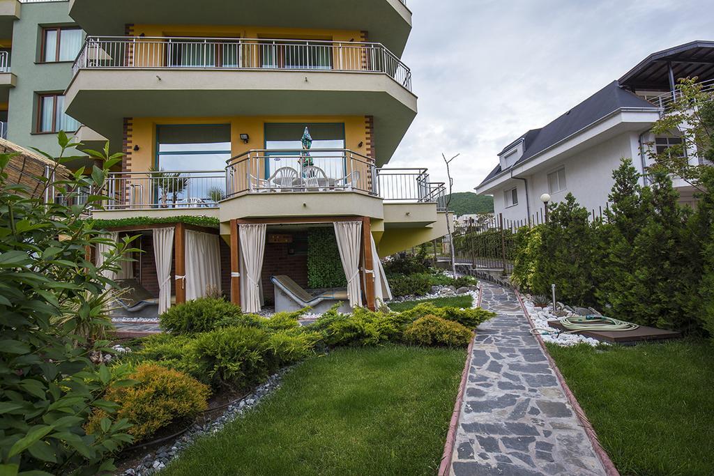 Jbh Hotel Свети-Влас Экстерьер фото